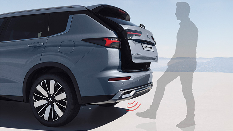 Elektrische sensorgesteuerte Heckklappe für den neuen Mitsubishi Outlander Intro Edition